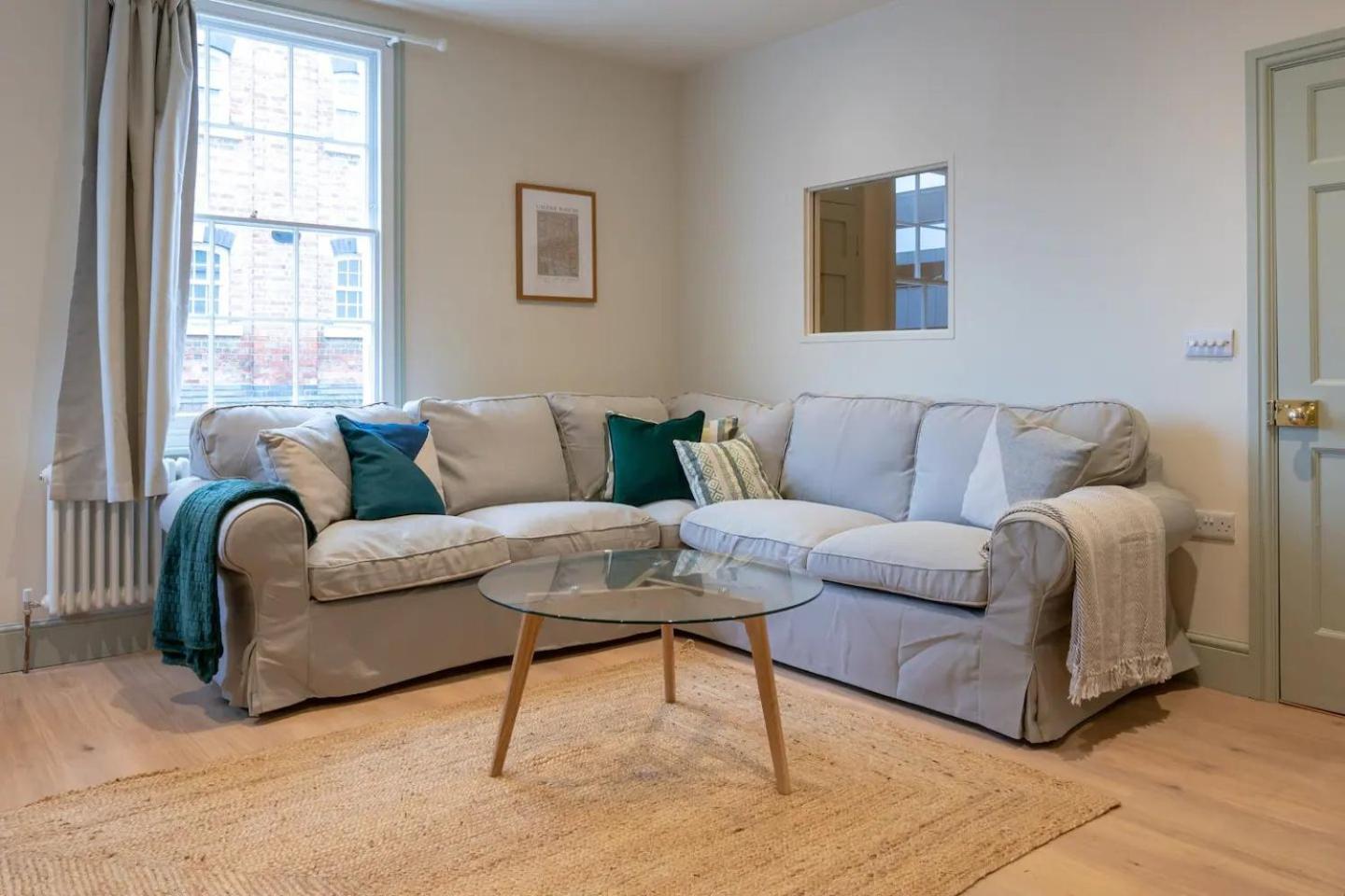 Vila Pass The Keys Stylish Grade II Listed House Cheltenham Exteriér fotografie